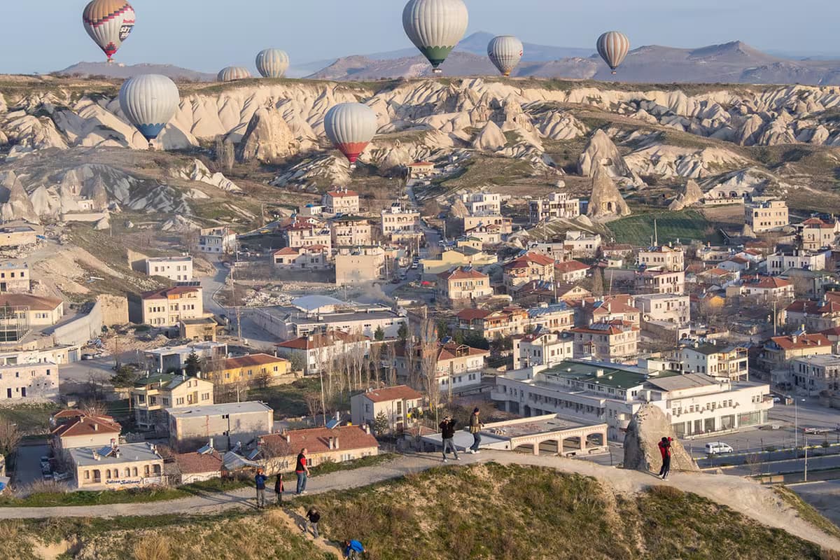 Kayseri Airport / Nevşehir Airport Taxi oder Privattransfer? Vergleich 2026 (ASR/NAV) — WeCare Transfer