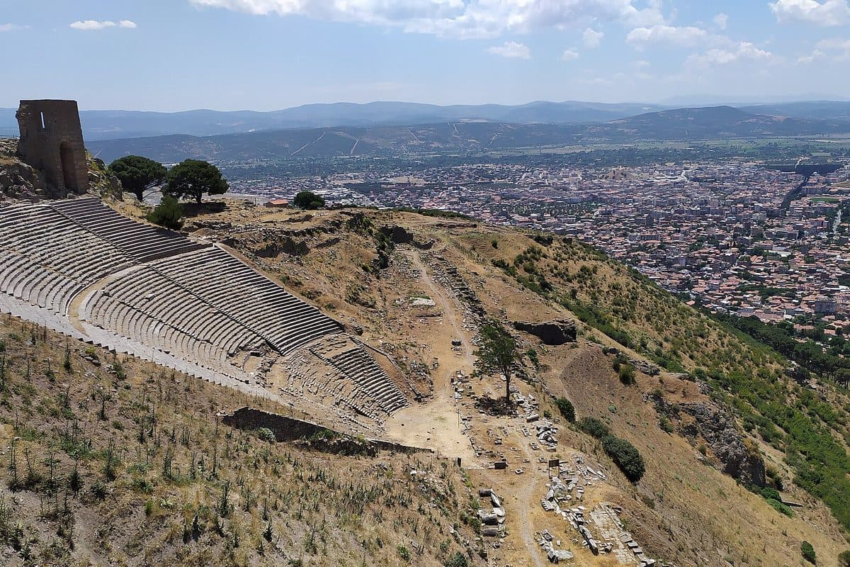 Dikili & Bergama Transfer ab Bodrum Milas Airport: Ankunftsguide (3 Std 44 Min) — WeCare Transfer