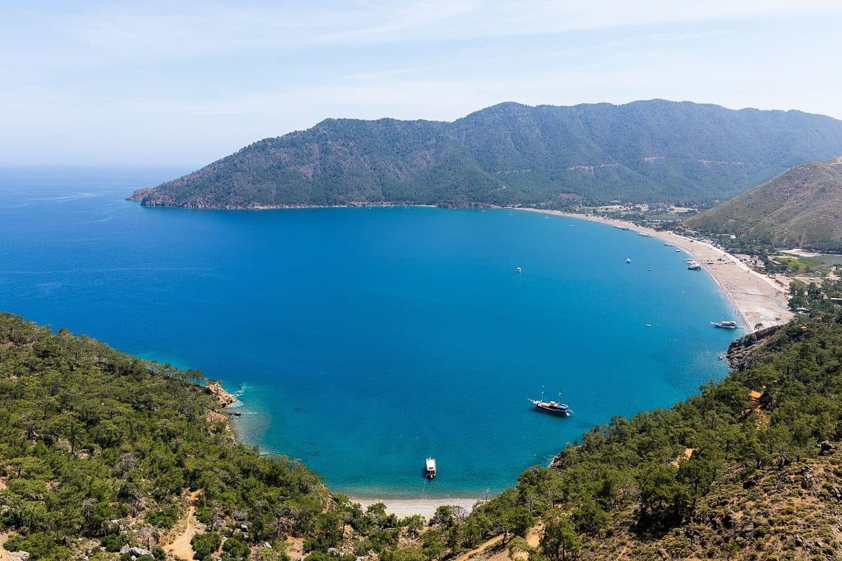 Urla İskele Transfer ab Bodrum Milas Airport: Ankunftsguide (2 Std 35 Min) — WeCare Transfer