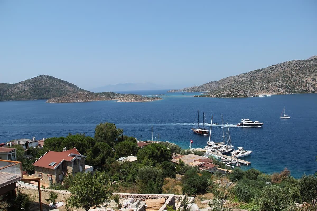 Marmaris Peninsula coast and marina; regional image for a transfer to Selimiye