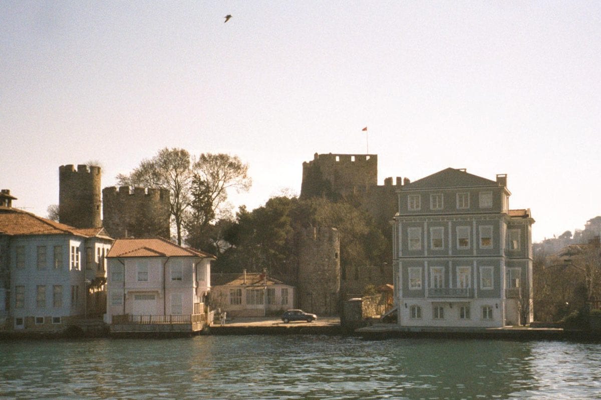 Anadoluhisarı — waterfront and coastal city view