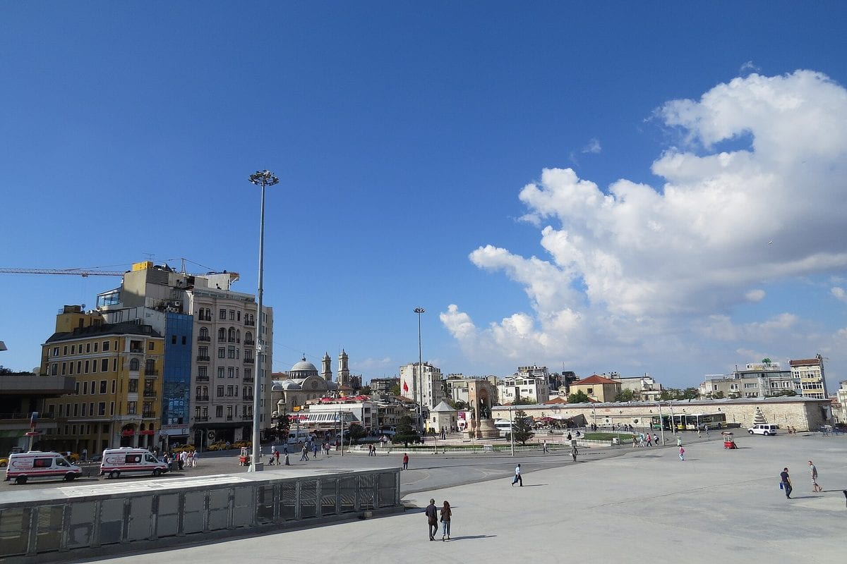 Istanbul Airport nach Taksim Transfer: Preis, Dauer & Buchung (2026)