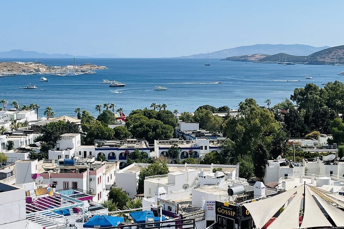 Bodrum Milas Airport nach Gümbet Transfer: Preis, Dauer & Buchung (2026)