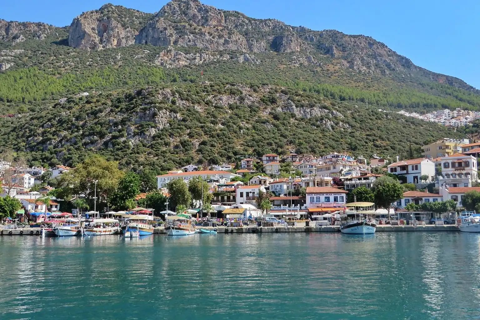 Toros Dağları altındaki Akdeniz kıyısı; Göynük transferi için hizmet görseli